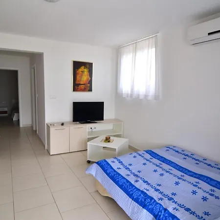 Apartment Adria Vinjerac